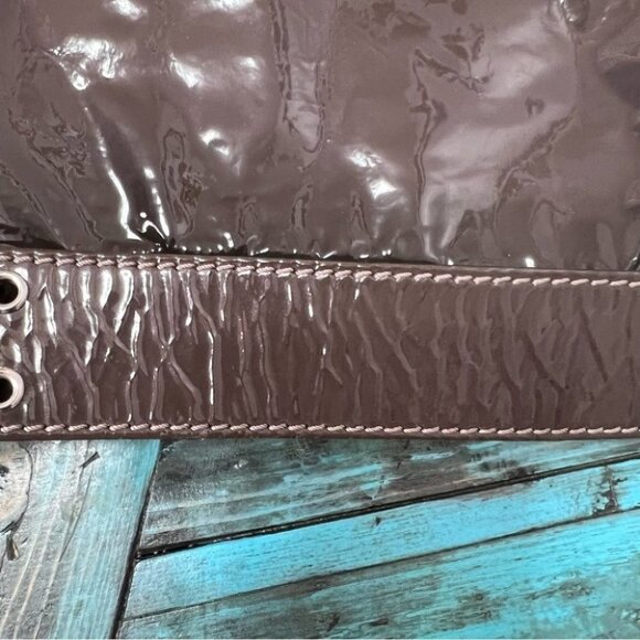 Marc Jacobs Khaki Patent Leather Purse Hobo Bag - Picture 10 of 16